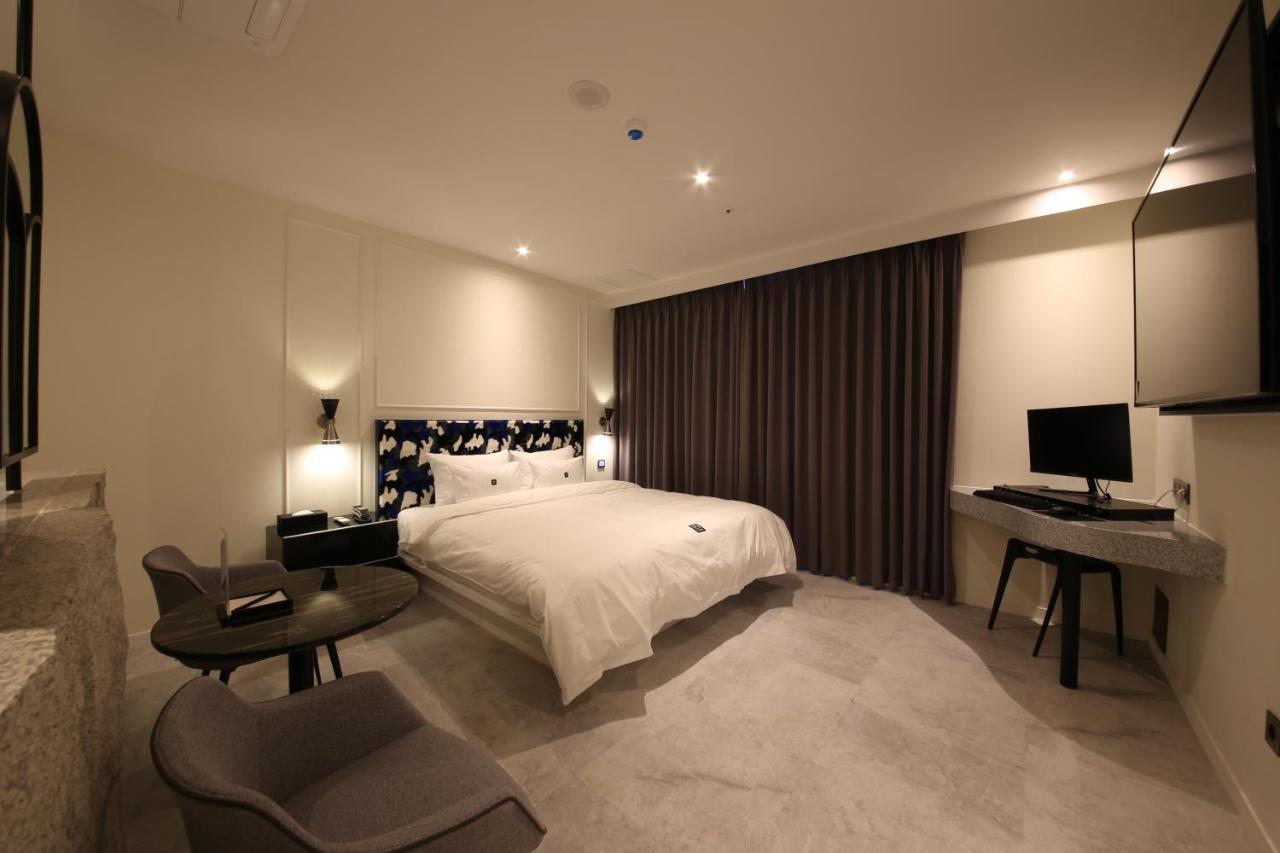 Zam101 Hotel Gimhae Buitenkant foto