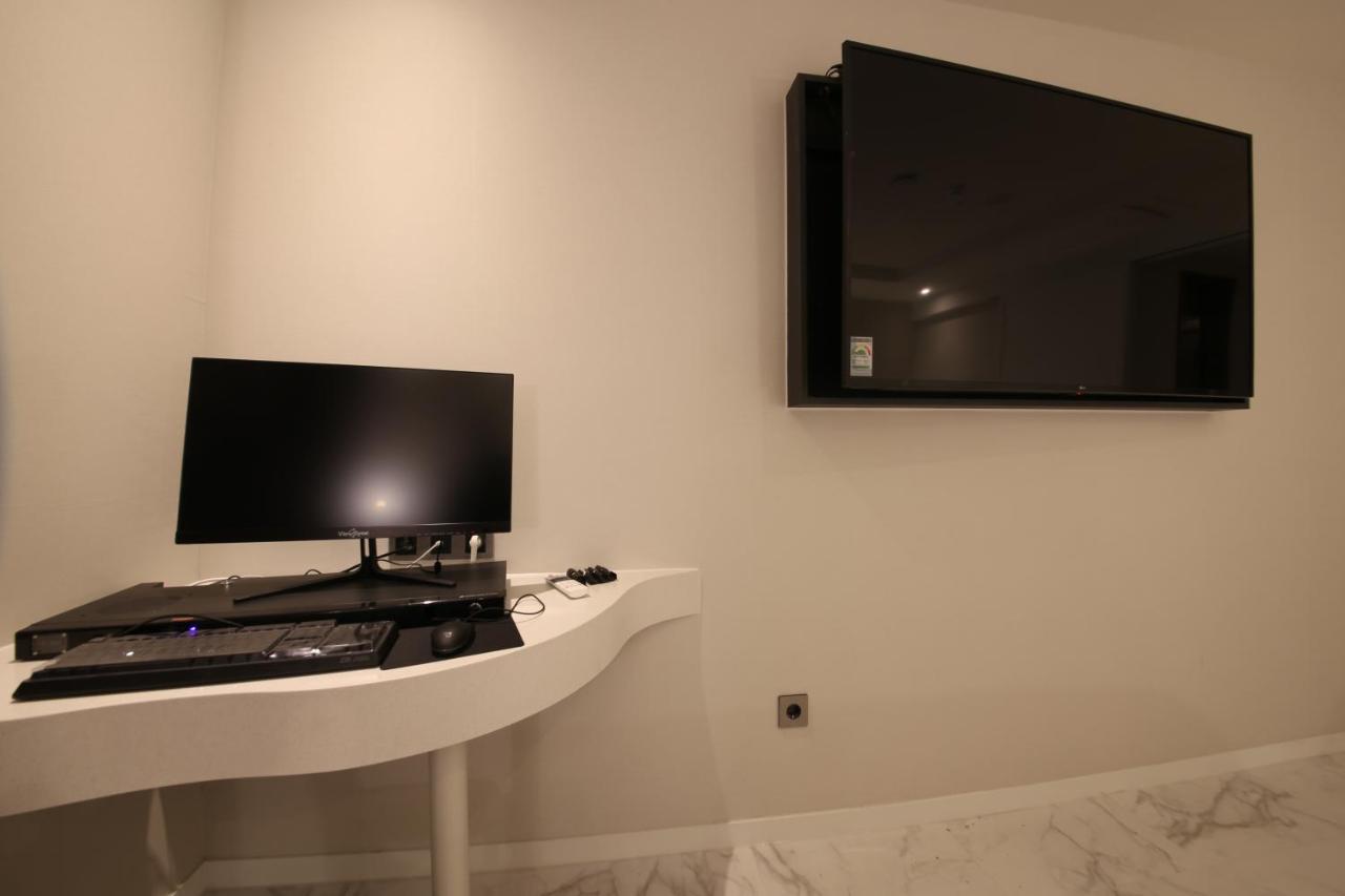 Zam101 Hotel Gimhae Buitenkant foto