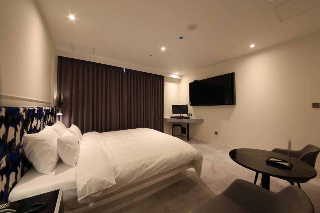 Zam101 Hotel Gimhae Buitenkant foto