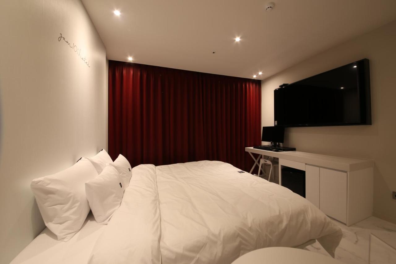 Zam101 Hotel Gimhae Buitenkant foto