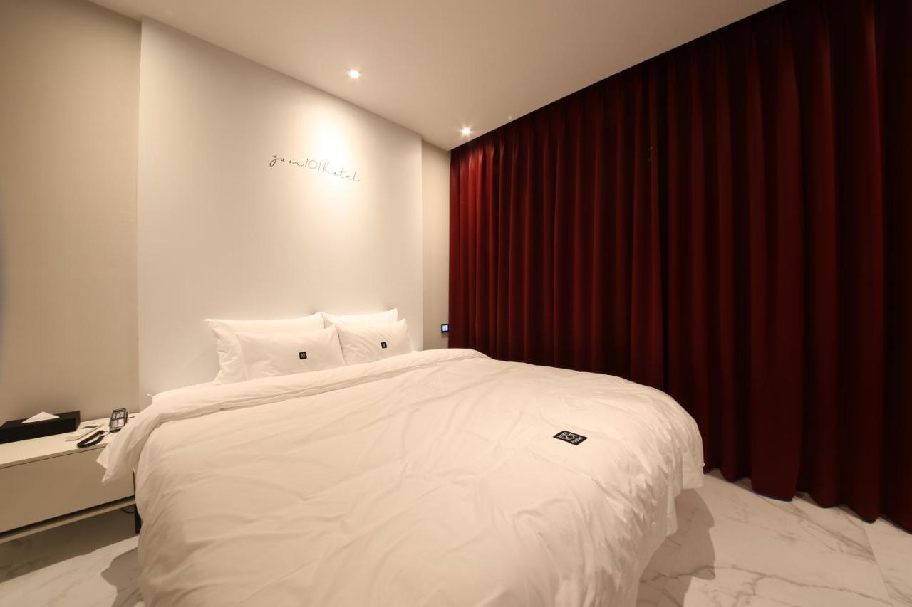 Zam101 Hotel Gimhae Buitenkant foto